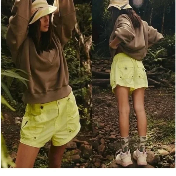 NWOT FREE PEOPLE FP MOVEMENT NEW HEIGHTS SHORTS SIZE SMALL YELLOW - Picture 4 of 7